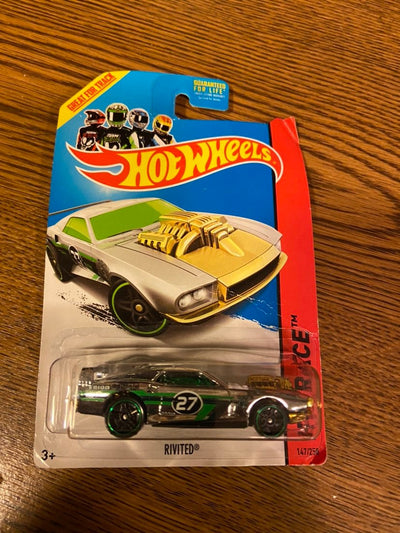 Hot Wheels HW Race Rivited