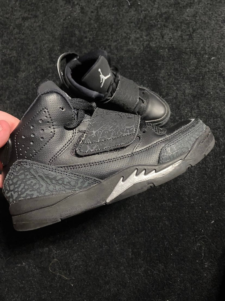 Boys Jordan Sneakers