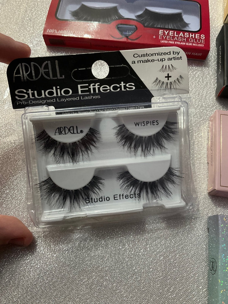 Eyelashes Lot
