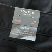 Torrid Mid-Rise Black Ripped Jegging Size 22 SHORT
