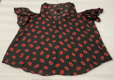 Torrid Black Red Lip Cold Shoulder Top Size 2X