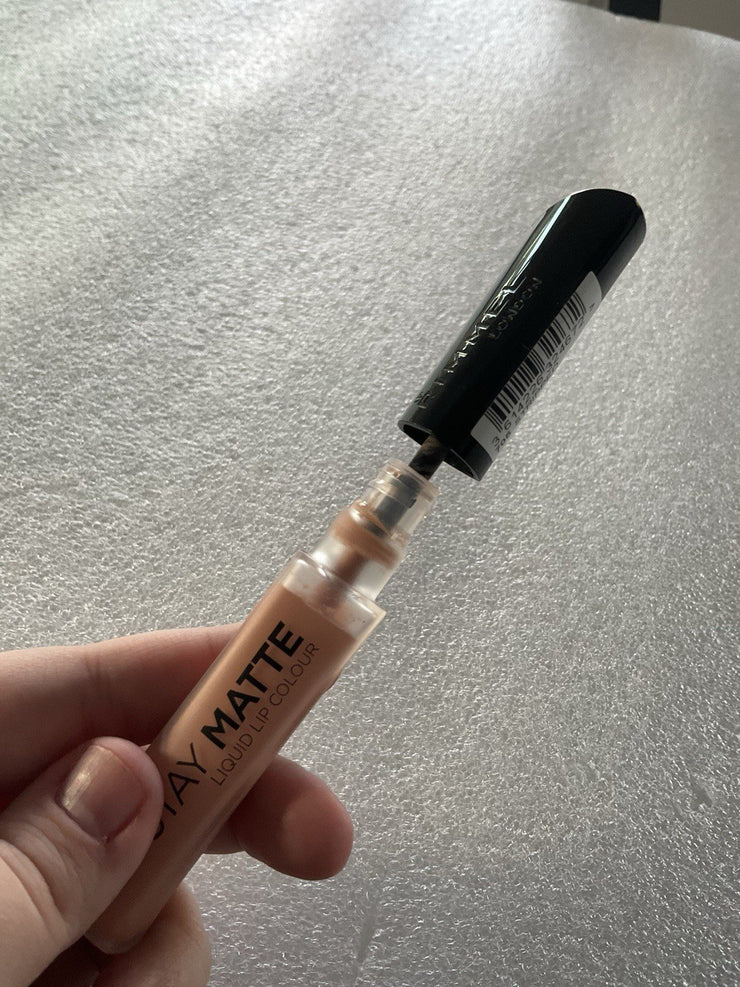 Rommel Stay Matte Liquid Lip Color Shade 705 Stripped