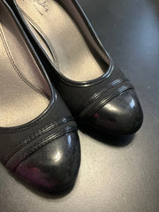 Life Stride Black Heels