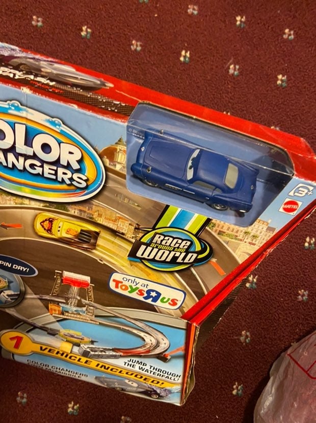 Cars 2 Color Splash Speedway