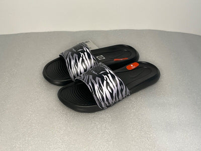 Nike Women's Victori Zebra Slides CN9676-011 Size 5