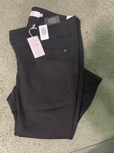 Torrid Black Jeggings