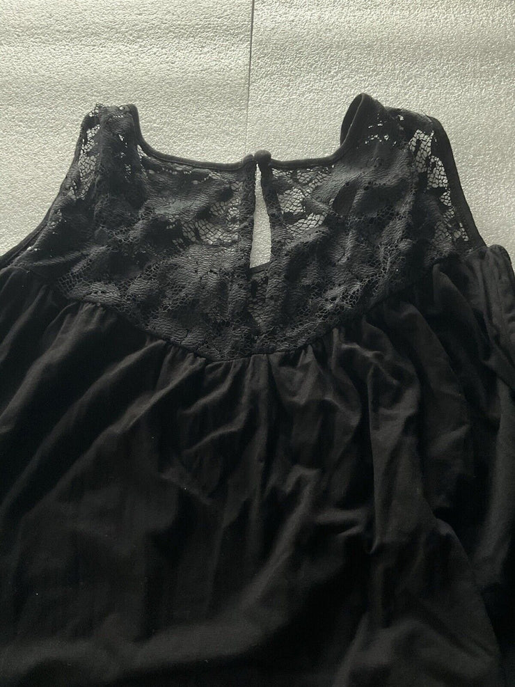 Torrid Black Lace Yoke Cold Shoulder Size 3X