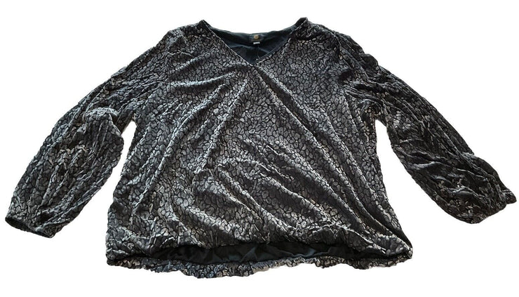 JM Collection Grey Velour Leopard Long Sleeve Blouse Size 4X