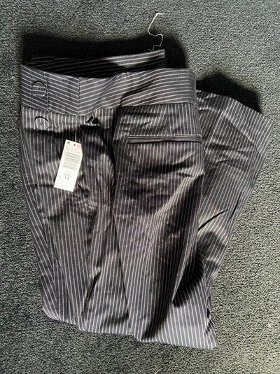 Attention Capri Pants